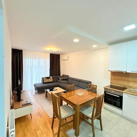 Sky Apartment *